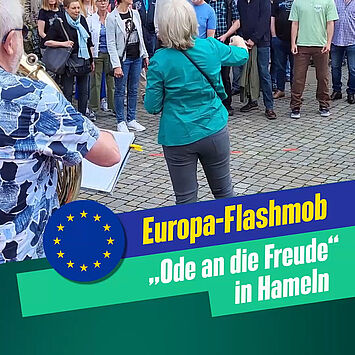 Zwei Wochen vor der Europawahl sind in Hameln etliche Chöre zusammengekommen, um in der Hamelner Innenstadt die Ode an...